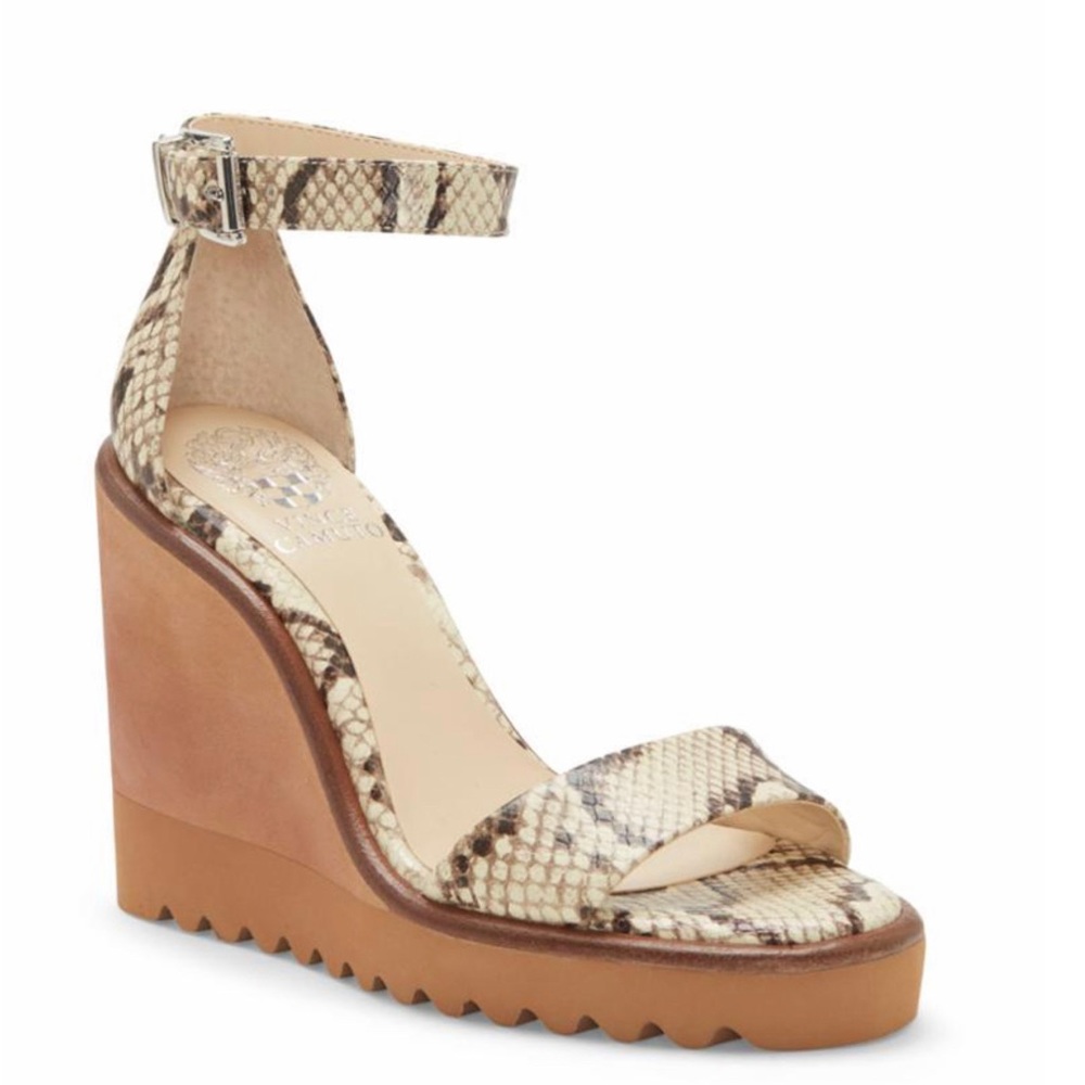 Vince Camuto Gretam Wedge - Oatmeal- Size 6 - NEW